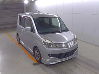 Mitsubishi Delica D2